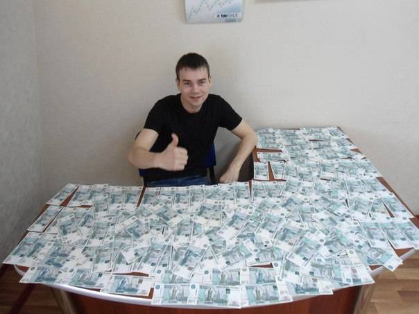 Как заработать 10 000 рублей в интернете за день, неделю, месяц