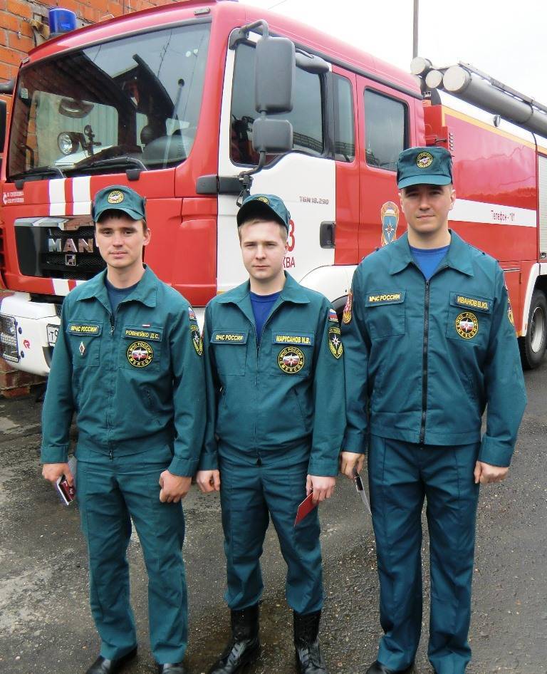 Зарплата пожарного в 2021 году, сколько получает пожарный в россии, как стать пожарным?