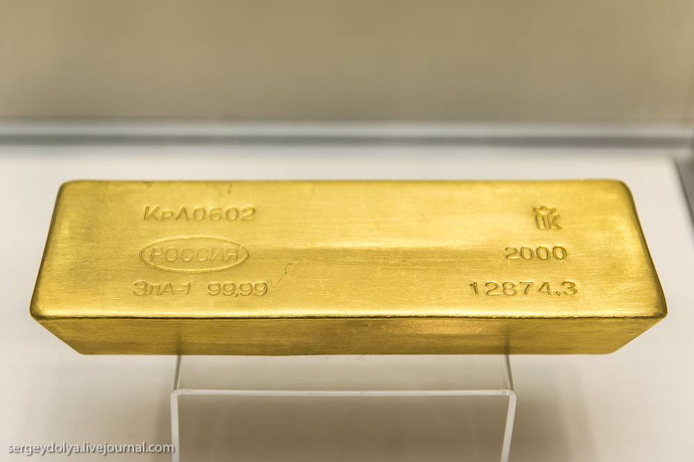 Сколько весит слиток золота: самый большой, стандартный, мерный