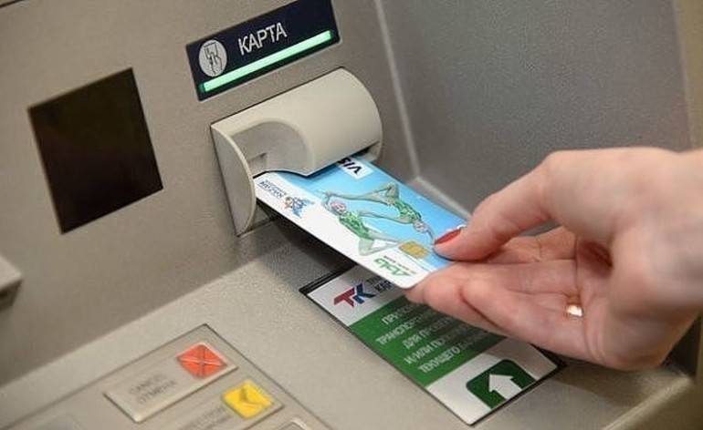 Как пользоваться банкоматом сбербанка: пошаговая инструкция с видео