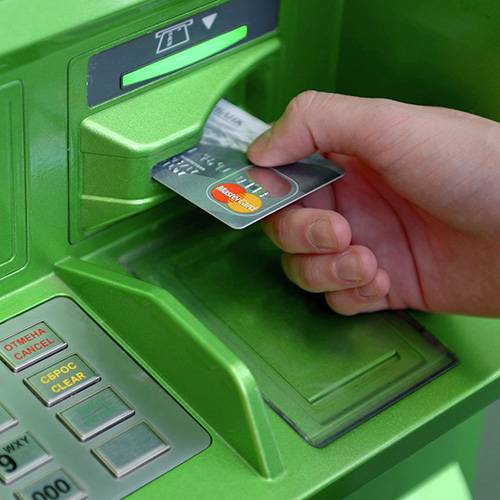 Как правильно вставлять карту в банкомат сбербанка