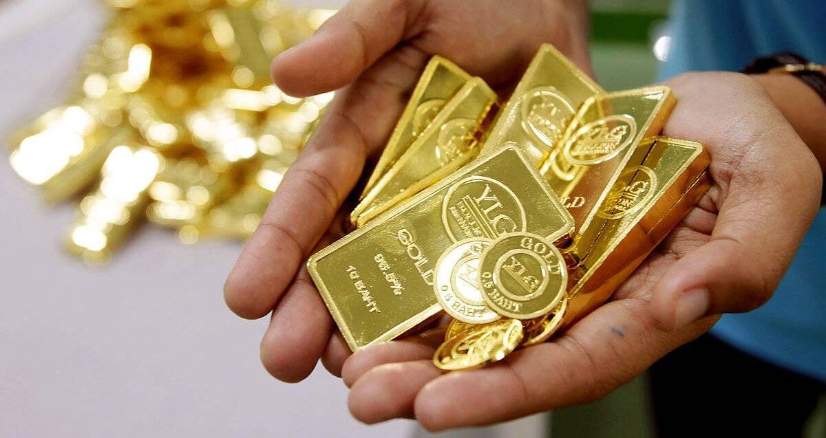 Как вложить деньги в золото в 2021 году?