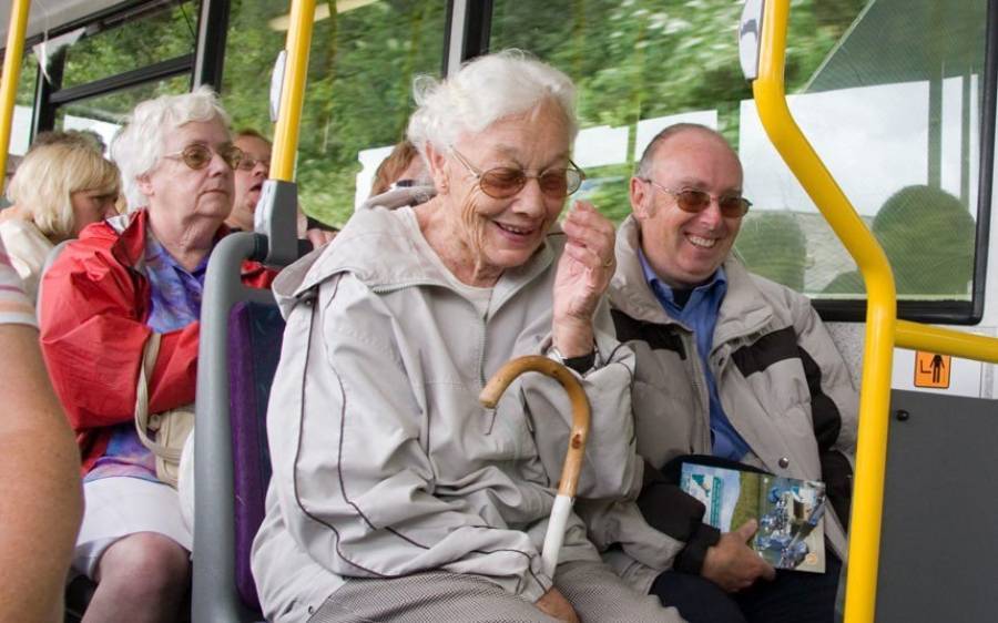 Льготы на проезд пенсионерам: на городской транспорт, на поезд