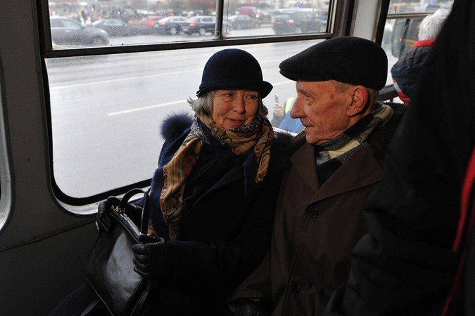Положен ли пенсионеру льготный проезд на городском транспорте