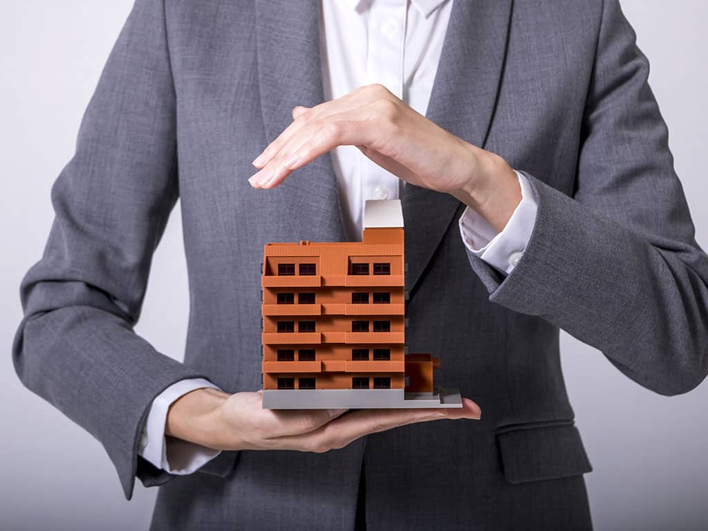 Выгодно и надежно ли сегодня совершать инвестиции в недвижимость?