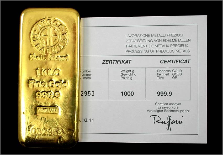 Сколько сегодня стоит слиток золота 999 пробы в россии и выгодно ли в него инвестировать?