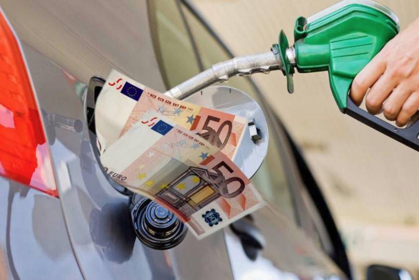 12 хороших и 5 плохих способов сэкономить на бензине
