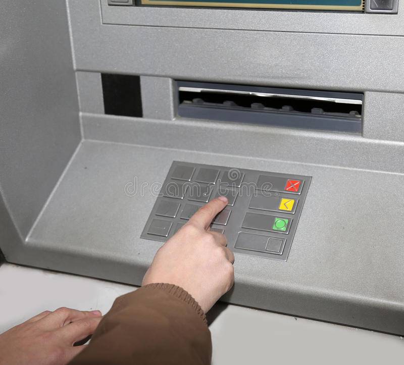 Что будет если набрать ПИН-код в банкомате наоборот